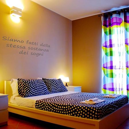 Bed And Breakfast Charming House Barletta Szoba fotó